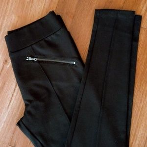 Lou & Grey Zip Pocket Ponte Leggings